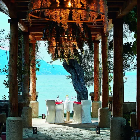 ホテル Grecotel Daphnila Bay (adults Only) 4*