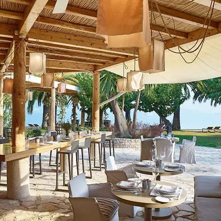 Grecotel Daphnila Bay (adults Only) ホテル