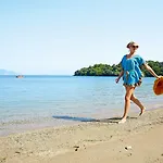 Grecotel Daphnila Bay (adults Only) Szálloda
